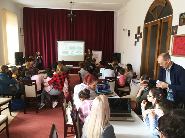workshop Open Sign, Socio-educațional E-Magazine for European Deaf Children